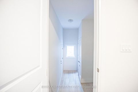 Photo 19 at 3 Speciosa Street, Oak Ridges, Richmond Hill