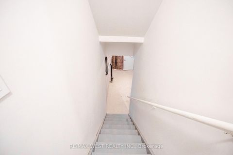 Photo 22 at 3 Speciosa Street, Oak Ridges, Richmond Hill