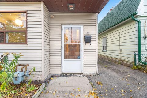 Photo 3 at 52 Ford Street, Pellam Park, Toronto