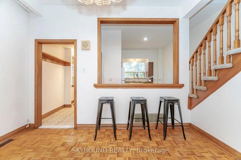 Photo 6 at 52 Ford Street, Pellam Park, Toronto