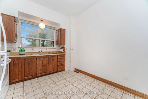 Photo 9 at 52 Ford Street, Pellam Park, Toronto