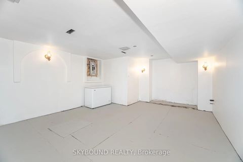 Photo 34 at 52 Ford Street, Pellam Park, Toronto