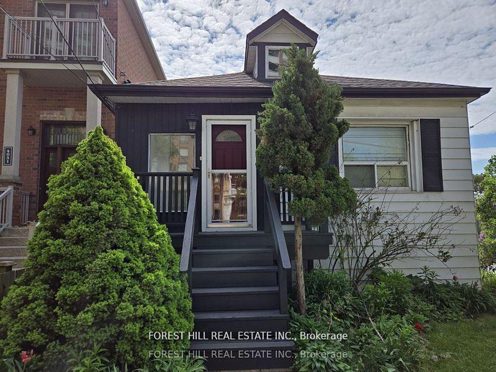 4053 Old Dundas Street, Lambton Baby Point, Toronto 