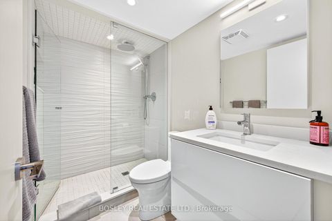 Photo 17 at 1502 - 40 Scollard Street, Annex, Toronto