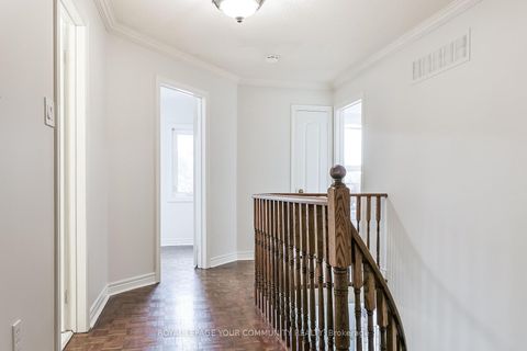 Photo 18 at 30 Crimson Court, North Richvale, Richmond Hill