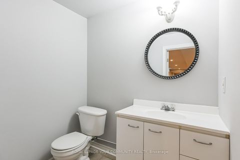 Photo 38 at 30 Crimson Court, North Richvale, Richmond Hill