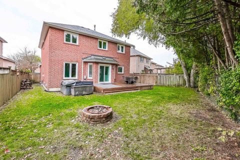 Photo 44 at 30 Crimson Court, North Richvale, Richmond Hill