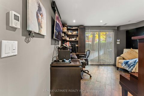 Photo 10 at 121 Tecumseth Street E, Niagara, Toronto