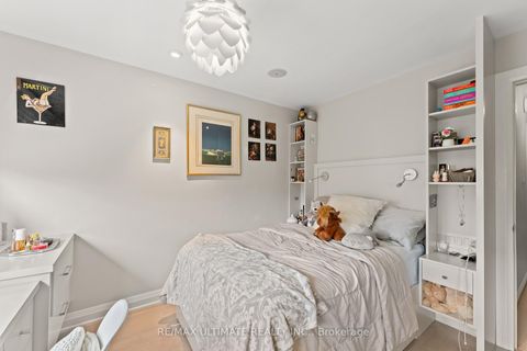 Photo 40 at 121 Tecumseth Street E, Niagara, Toronto