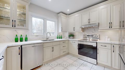 Photo 13 at 15 Hart Street, North Richvale, Richmond Hill