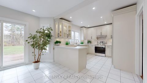 Photo 14 at 15 Hart Street, North Richvale, Richmond Hill