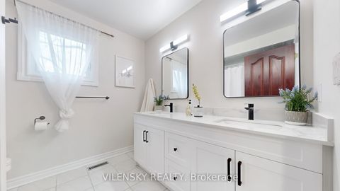 Photo 34 at 15 Hart Street, North Richvale, Richmond Hill