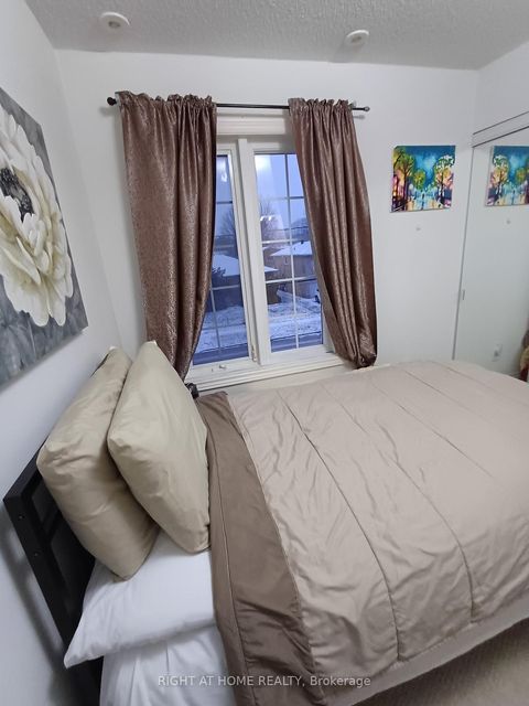 Photo 7 at 12 - 45 Cedarcroft Boulevard, Branson, Toronto