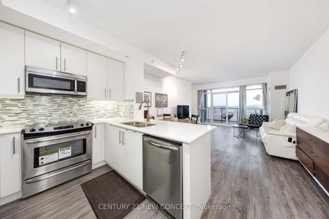 Photo 5 at 409 - 55 Oneida Crescent, Langstaff, Richmond Hill