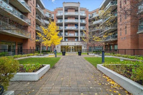 Photo 2 at 112 - 281 Woodbridge Avenue, West Woodbridge, Vaughan