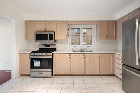 Photo 11 at 58 Deanscroft Square, West Hill, Toronto