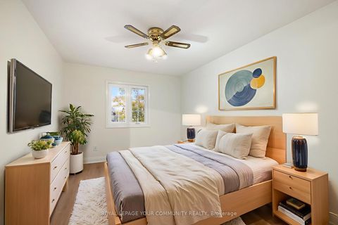 Photo 23 at 58 Deanscroft Square, West Hill, Toronto