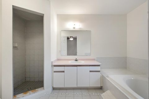 Photo 32 at 58 Deanscroft Square, West Hill, Toronto