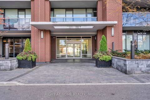 Photo 3 at 810 - 4800 Highway 7, East Woodbridge, Vaughan