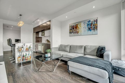 Photo 18 at 810 - 4800 Highway 7, East Woodbridge, Vaughan