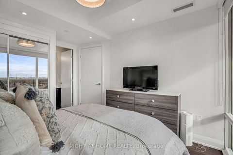 Photo 23 at 810 - 4800 Highway 7, East Woodbridge, Vaughan