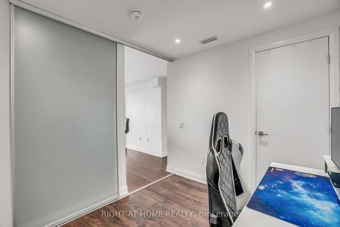 Photo 29 at 810 - 4800 Highway 7, East Woodbridge, Vaughan