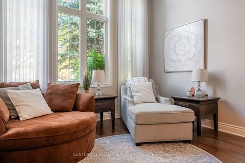 Photo 6 at 2124 Blackforest Crescent, WM Westmount, Oakville