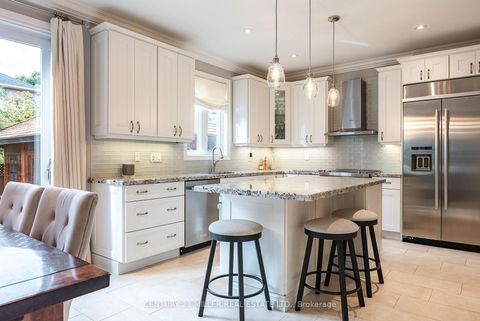 Photo 8 at 2124 Blackforest Crescent, WM Westmount, Oakville