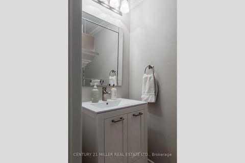 Photo 19 at 2124 Blackforest Crescent, WM Westmount, Oakville