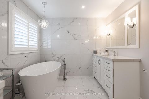 Photo 21 at 2124 Blackforest Crescent, WM Westmount, Oakville