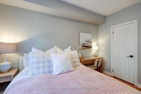 Photo 15 at 39 Philpott Gardens, Danforth, Toronto