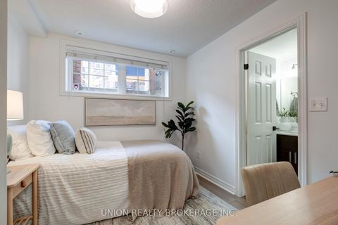 Photo 19 at 39 Philpott Gardens, Danforth, Toronto