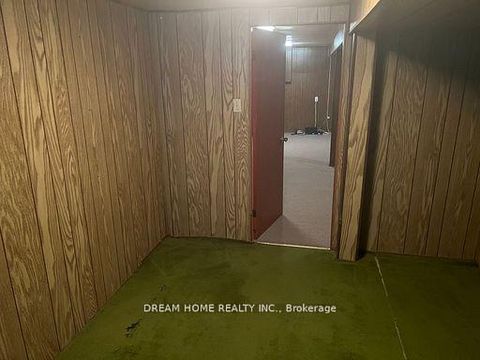 Photo 7 at 22 Beethoven Court, Hillcrest Village, Toronto