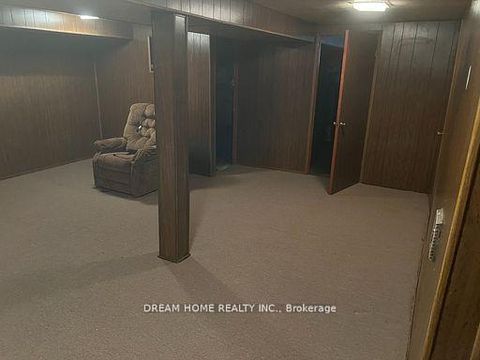 Photo 11 at 22 Beethoven Court, Hillcrest Village, Toronto