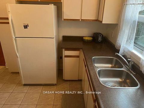 Photo 26 at 22 Beethoven Court, Hillcrest Village, Toronto