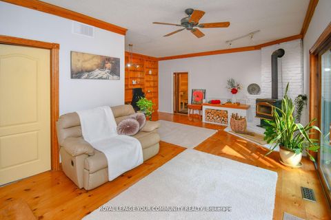 Photo 10 at 527 Big Bay Point Road, Rural Innisfil, Innisfil