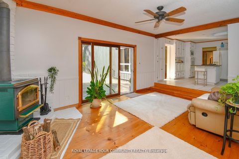 Photo 12 at 527 Big Bay Point Road, Rural Innisfil, Innisfil