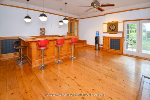Photo 14 at 527 Big Bay Point Road, Rural Innisfil, Innisfil