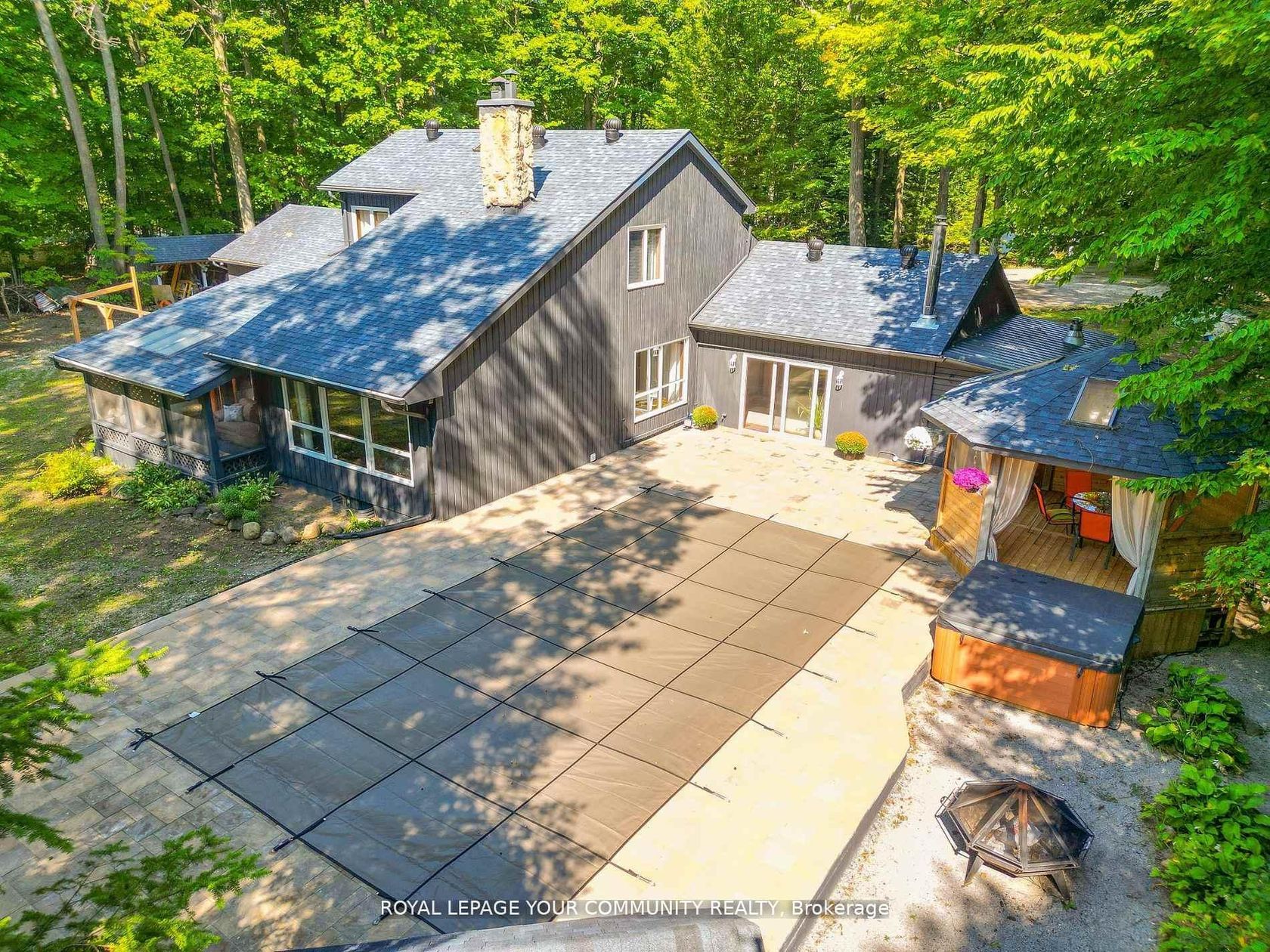 527 Big Bay Point Road, Rural Innisfil, Innisfil photo number 2