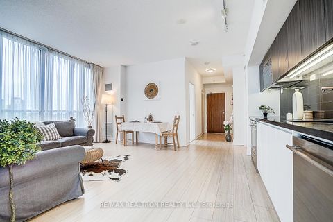 Photo 11 at 2606 - 85 Queens Wharf Road, Waterfront Communities C1, Toronto