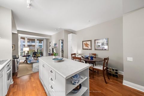 Photo 9 at 620 - 20 Scrivener Square, Moore Park, Toronto