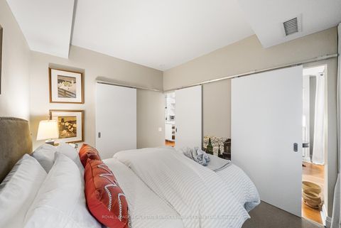 Photo 12 at 620 - 20 Scrivener Square, Moore Park, Toronto