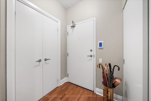 Photo 18 at 620 - 20 Scrivener Square, Moore Park, Toronto