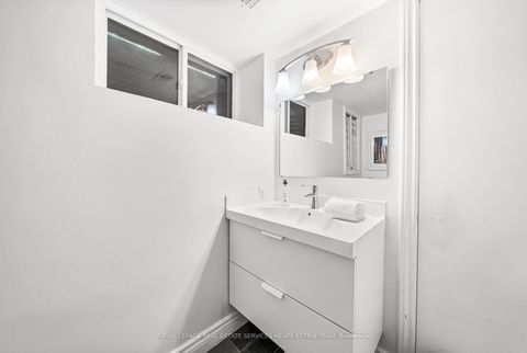 Photo 19 at 25 Bishop Street, Annex, Toronto