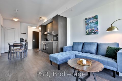 Photo 11 at 909 - 11 Lillian Street, Mount Pleasant West, Toronto