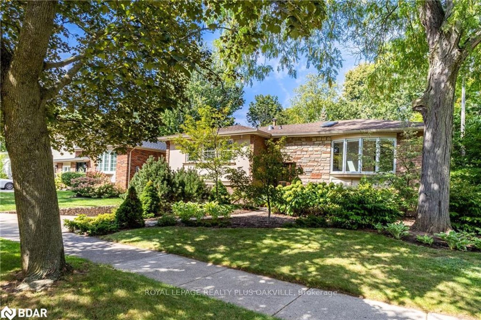 2159 Hixon Street, BR Bronte, Oakville 