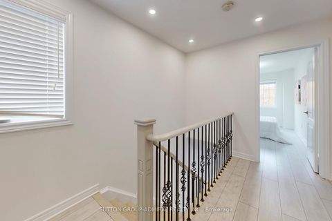 Photo 18 at 62 Agostino Crescent, Patterson, Vaughan