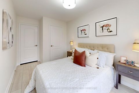 Photo 27 at 62 Agostino Crescent, Patterson, Vaughan