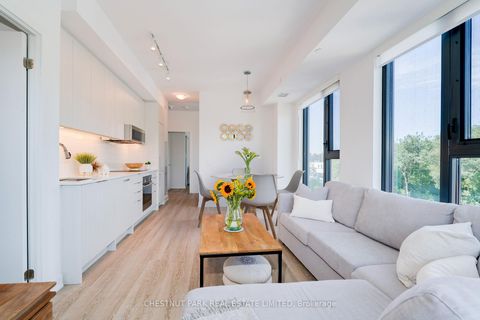 Photo 5 at 406 - 250 Lawrence Avenue W, Lawrence Park North, Toronto