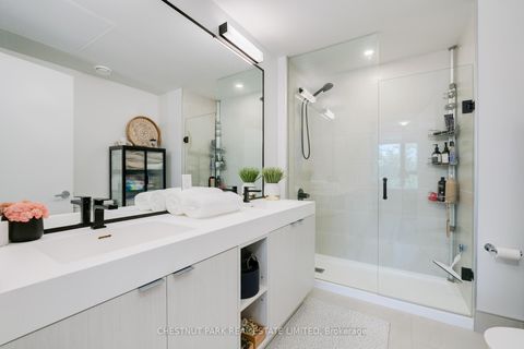 Photo 14 at 406 - 250 Lawrence Avenue W, Lawrence Park North, Toronto